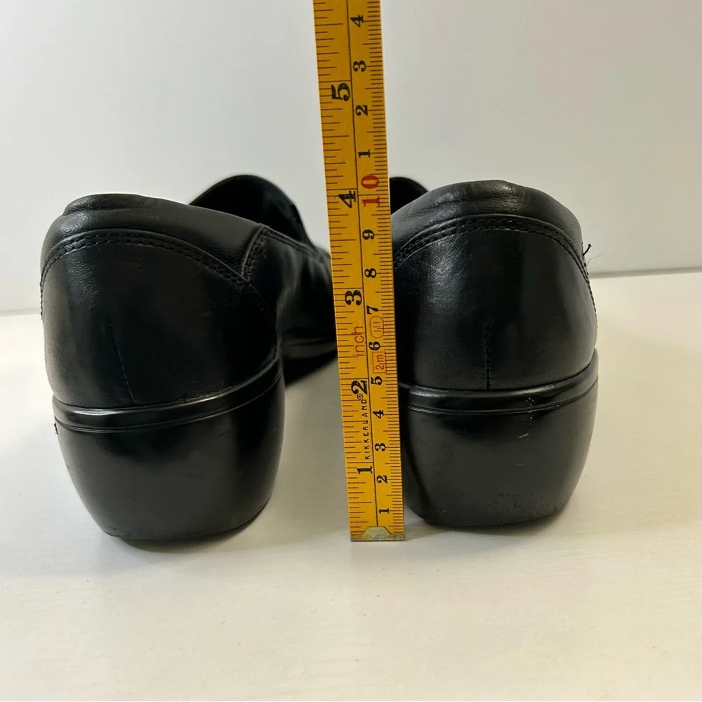 Clark’s Comfort Black Neutral Loafer Size 8.5